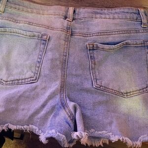 Art Class Girls destroyed denimshorts